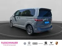Usado VW Multivan Basis 136 HP (100 kW) 2023 Cinzento Monovolume