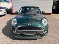 Used Mini ONE 102 HP (75 kW) 2017 Green Hatchback