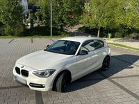 Gebraucht BMW 118 Coupé Sport Line 143 PS (105 kW) 2013 Weiß Coupé