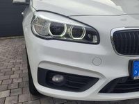 Gebraucht BMW 218 Advantage 136 PS (100 kW) 2017 Weiß Kombi