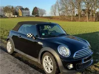 Gebraucht Mini One Cabriolet 98 PS (72 kW) 2015 Schwarz Cabrio