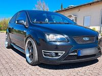 Używany Ford Focus ST 226 KM (166 kW) 2007 Czarny Sedan/Limuzyna