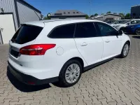 Gebraucht Ford Focus Basis 101 PS (74 kW) 2018 Weiß Limousine