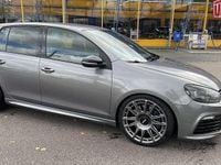 Gebraucht VW Golf VI R 271 PS (199 kW) 2011 United grey metallic Kleinwagen