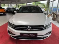 Gebraucht VW Passat Business 200 PS (147 kW) 2022 Oryxweiss Kombi