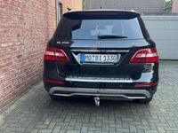 Gebraucht Mercedes ML350 258 PS (189 kW) 2012 Schwarz SUV