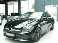 Gebraucht Mercedes CLA220 184 PS (135 kW) 2019 Schwarz Coupé