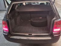 Gebraucht VW Passat Highline 136 PS (100 kW) 2004 Schwarz Kombi