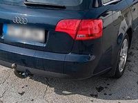 Gebraucht Audi A4 145 PS (106 kW) 2005 Blau Kombi