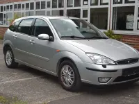Gebraucht Ford Focus Ghia 116 PS (85 kW) 2002 Silber Limousine