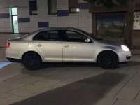 Gebraucht VW Jetta 102 PS (75 kW) 2005 Grau Limousine