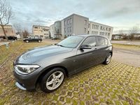 Gebraucht BMW 118 Sport Line 150 PS (110 kW) 2015 Grau Kleinwagen