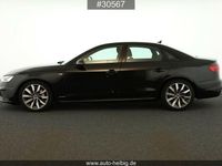 Gebraucht Audi A4 S-Line 204 PS (150 kW) 2022 Mythosschwarz metallic Limousine