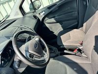 Gebraucht Ford Transit 116 PS (85 kW) 2023 Weiß Van / Kleinbus