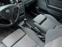 Gebraucht Opel Astra 84 PS (61 kW) 2002 Grün Kombi