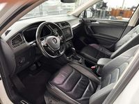 Gebraucht VW Tiguan Allspace Highline 239 PS (175 kW) 2017 Pure white SUV