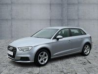 Gebraucht Audi A3 116 PS (85 kW) 2017 Silber Limousine
