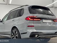 Neu BMW X7 Performance 352 PS (258 kW) 2025 Grau SUV