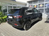 Käytetty Jeep Compass 179 HP (131 kW) 2022 Musta Katumaasturi
