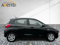Gebraucht Hyundai i10 Select 63 PS (46 kW) 2025 Schwarz Kleinwagen