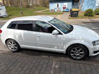 Gebraucht Audi A3 101 PS (74 kW) 2010 Weiß Kleinwagen