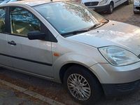 Gebraucht Ford Fiesta 60 PS (44 kW) 2002 Silber Kleinwagen