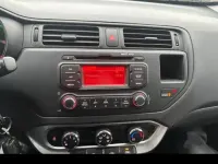 Occasion Kia Rio 86 ch (63 kW) 2014 Argent Citadine