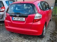 Gebraucht Honda Jazz S 90 PS (66 kW) 2011 Rot Kleinwagen