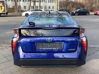 Gebraucht Toyota Prius Executive 98 PS (72 kW) 2016 Blau Limousine