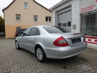 Gebraucht Mercedes E200 184 PS (135 kW) 2007 Silber Limousine