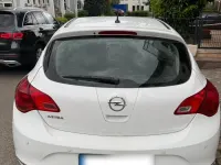Gebraucht Opel Astra Edition 116 PS (85 kW) 2015 Weiß Limousine
