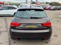 Gebraucht Audi A1 Sportback Attraction 86 PS (63 kW) 2012 Braun Kleinwagen