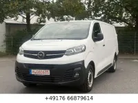 Gebraucht Opel Vivaro-e Combi Edition 122 PS (89 kW) 2021 White jade Van / Kleinbus