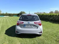 Gebraucht Toyota Yaris Hybrid Team 73 PS (53 kW) 2017 Grau Limousine