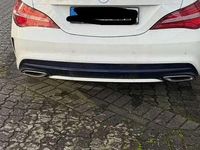 Gebraucht Mercedes CLA200 AMG line 136 PS (100 kW) 2017 Weiß Coupé