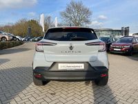 Gebraucht Renault Captur Techno 140 PS (102 kW) 2025 Grau (rafalegrau) SUV