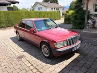 Gebraucht Mercedes 190 122 PS (89 kW) 1992 Rot Limousine