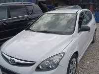 Gebraucht Hyundai i30 Classic 90 PS (66 kW) 2011 Weiss Kombi