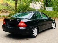Gebraucht Mercedes C220 143 PS (105 kW) 2002 Schwarz Limousine