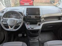 Second-hand Opel Combo 131 CP (96 kW) 2023 Negru Monovolum
