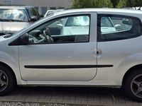 Second-hand Renault Twingo Expression 64 CP (47 kW) 2008 Gri Hatchback
