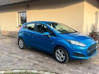 Gebraucht Ford Fiesta 80 PS (58 kW) 2014 Blau Kleinwagen