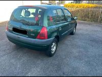Gebraucht Renault Clio II 58 PS (42 kW) 1999 Grün Kleinwagen