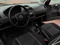 Gebraucht VW Polo 64 PS (47 kW) 2004 Schwarz Kleinwagen
