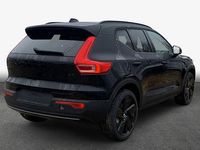 Neu Volvo XC40 Plus 163 PS (119 kW) 2026 Schwarz SUV