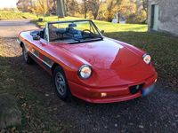 Gebraucht Alfa Romeo Spider 127 PS (93 kW) 1985 Rot Cabrio