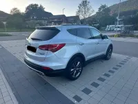 Gebraucht Hyundai Santa Fe Premium 197 PS (144 kW) 2015 Silber SUV