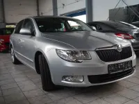 Gebraucht Skoda Superb Elegance 170 PS (125 kW) 2011 Silber Limousine