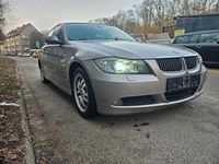 Gebraucht BMW 320 Sport Line 177 PS (130 kW) 2008 Braun Kombi