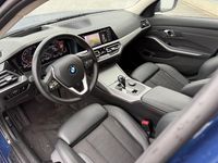 Gebraucht BMW 320 Advantage 190 PS (139 kW) 2021 Blau Kombi